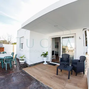 Chalet La Rana, En Urbanizacion Con Piscina Comunitaria, Chiclana de la Frontera